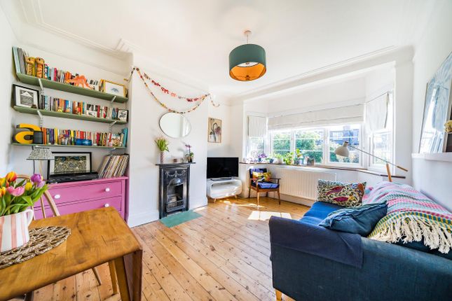 Loampit Hill, Lewisham, London, SE13 2 bed flat for sale