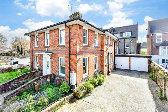 3 bed flat