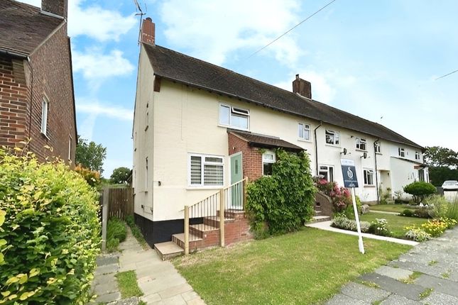 Meadsway, Slindon, West Sussex, BN18 2 bed end of terrace house for sale