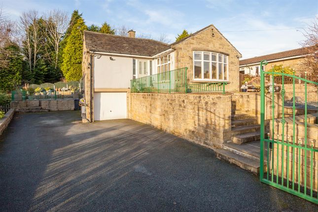 Norwood Green Hill, Norwood Green HX3 3 bed detached bungalow for sale