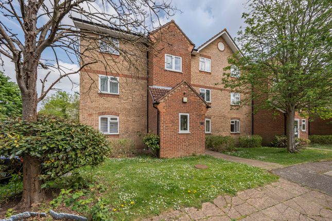 1 bedroom ground floor flat for sale