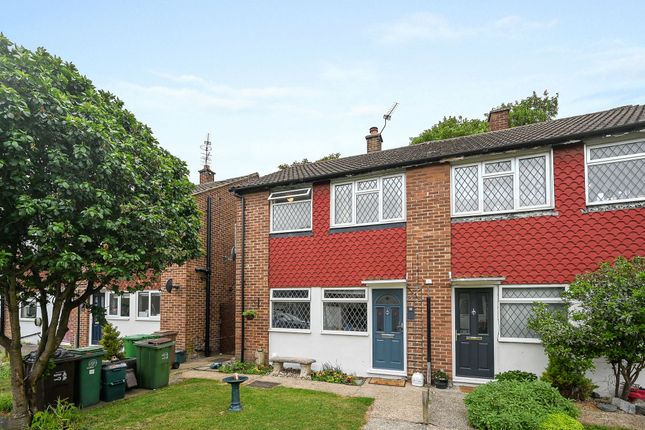 2 bedroom semi-detached house for sale