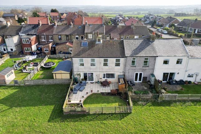4 bedroom end of terrace house for sale