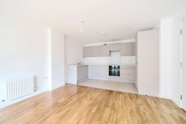 Orchid Court, West Street... 3 bed apartment for sale