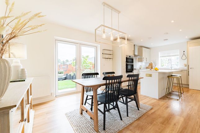 Alder Grove, Lovedean, PO8 4 bed property for sale