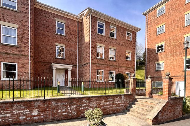 Sandringham Court, Port Hill... 2 bed apartment for sale