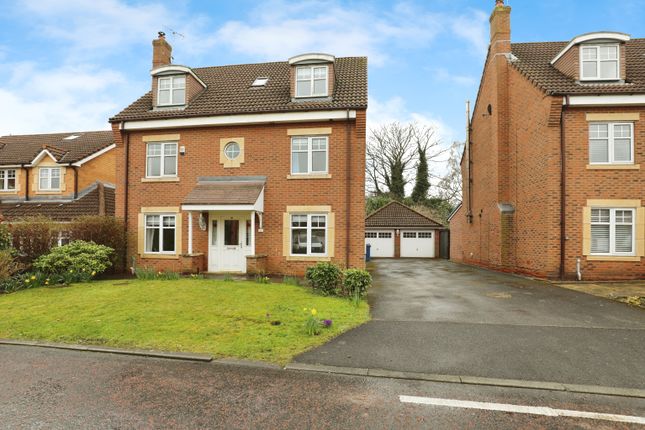 5 bedroom detached house for sale