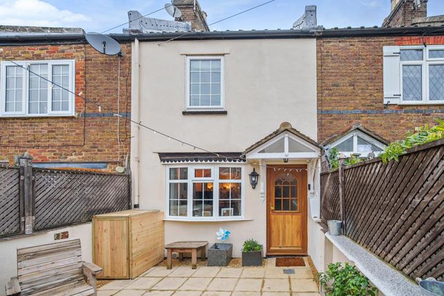 Windsor,  Berkshire,  SL4 2 bed terraced house for sale