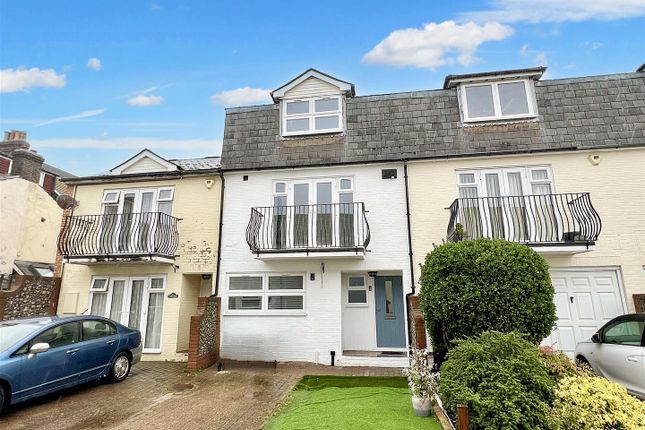 4 bedroom terraced house for sale