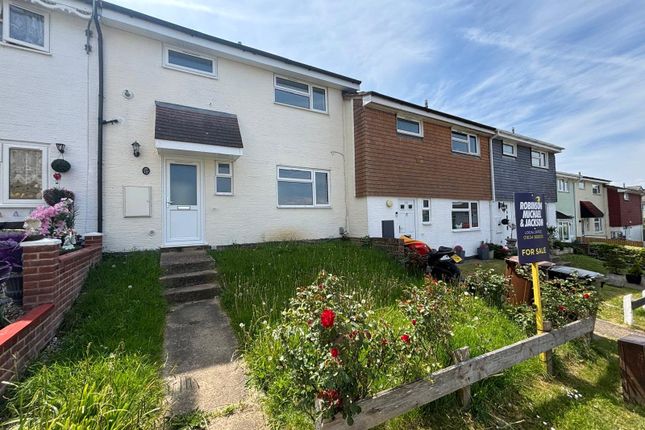 Halifax Close, Chatham, Kent, ME5 3 bed terraced house for sale