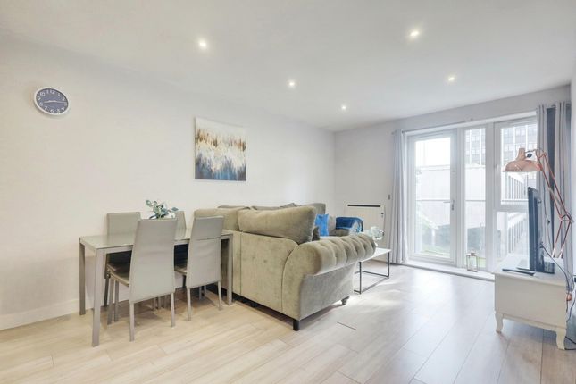 2 bed flat