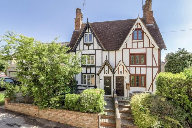 Gun Lane, Newport Pagnell MK16 4 bed terraced house for sale