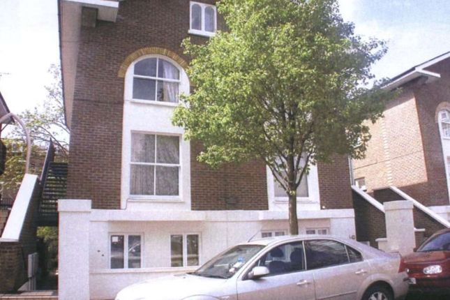 2 bed flat