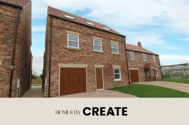 5 bed detached house