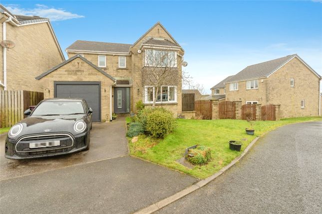 4 bed detached house