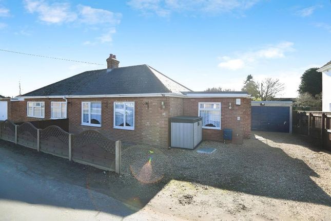 Hollycroft Road, Emneth, Wisbech... 3 bed semi