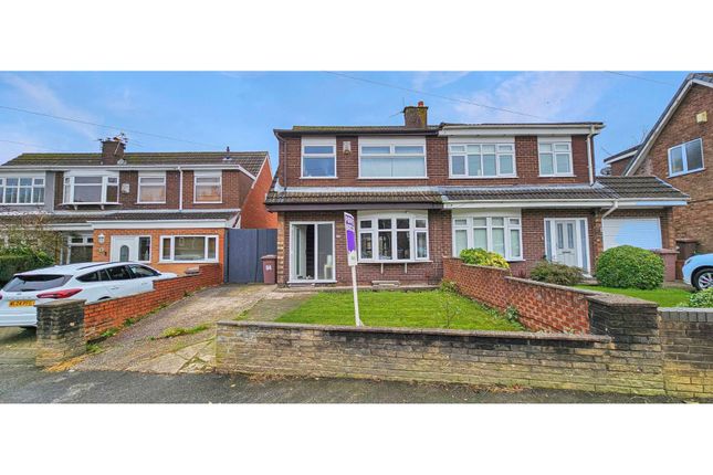 3 bedroom semi-detached house for sale