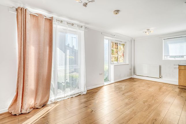 1 bed flat