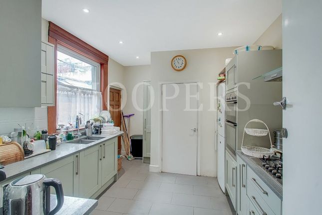 Wendover Road, London, NW10 3 bed terraced house for sale