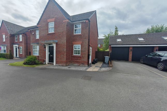 4 bed detached house