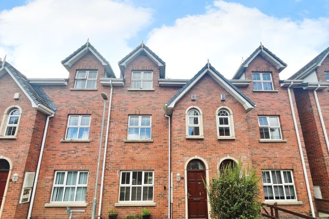 4 bed town house