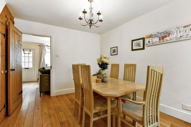 Windsor SL4 2 bed terraced house for sale