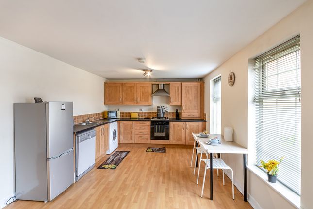 Chelwood Court, balby, DN4 2 bed apartment for sale