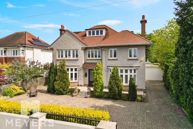 4 bed detached house
