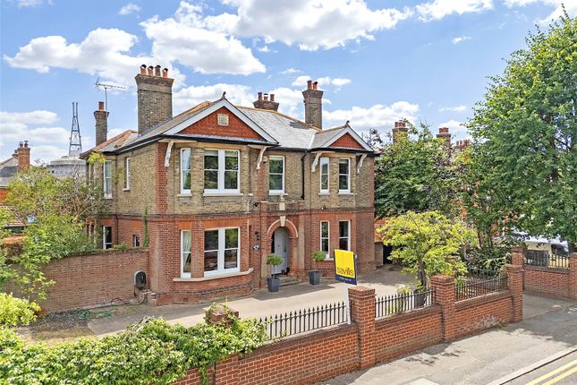 Springfield Road, Chelmsford, CM2 4 bed detached house for sale