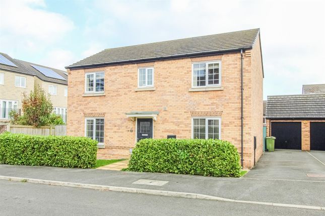 Mackie Road, Wakefield WF4 4 bed detached house for sale