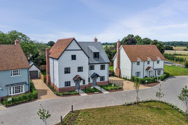 Brent Hall Road, Finchingfield CM7 4 bed semi