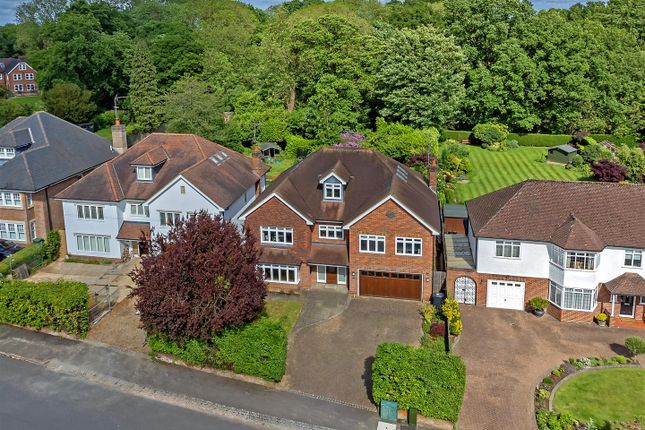 6 bedroom detached house for sale