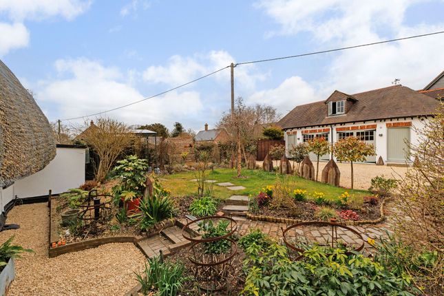 3 bedroom cottage for sale
