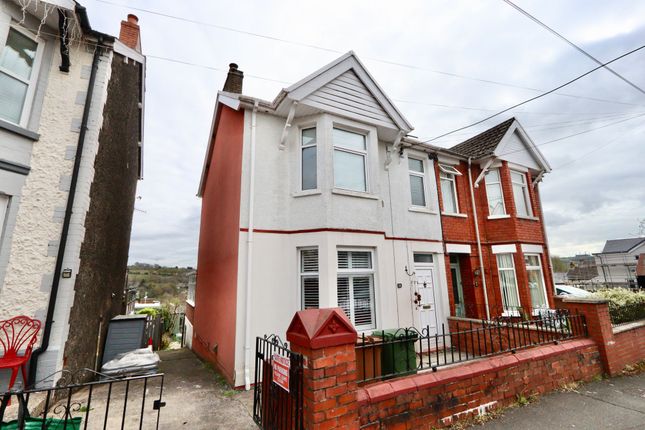 Lilian Road, Blackwood, NP12 3 bed semi