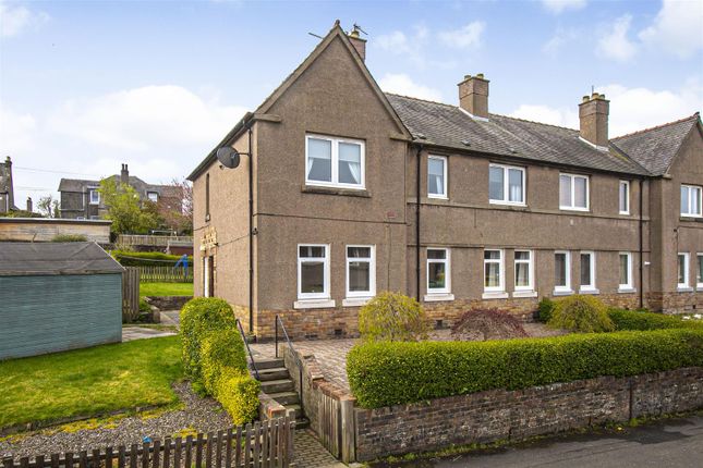 3 bed flat