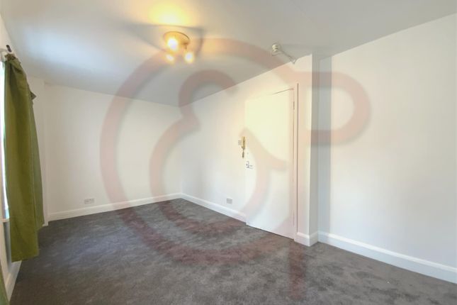 2 bed flat