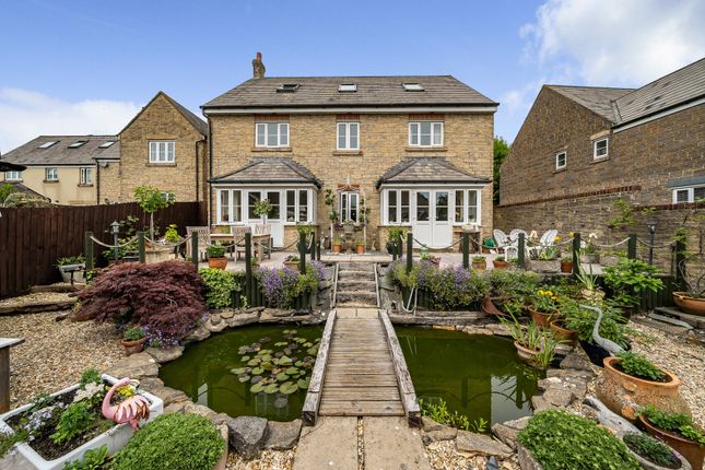 Kingston Lane, Bristol BS40 5 bed detached house for sale