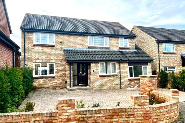 The Green, Leatherhead KT22 3 bed detached house for sale