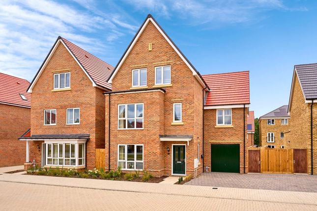 4 bed detached house