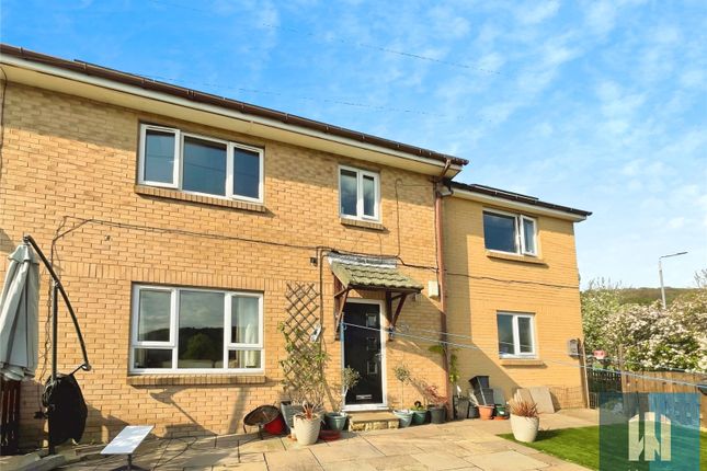 4 bed semi-detached house