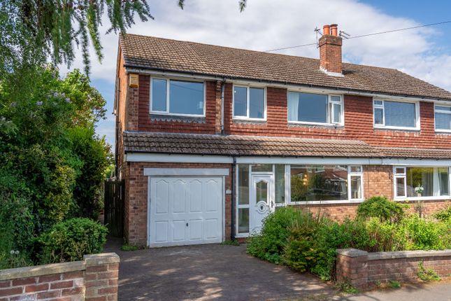 Fairview Drive, Marple, Stockport... 5 bed semi