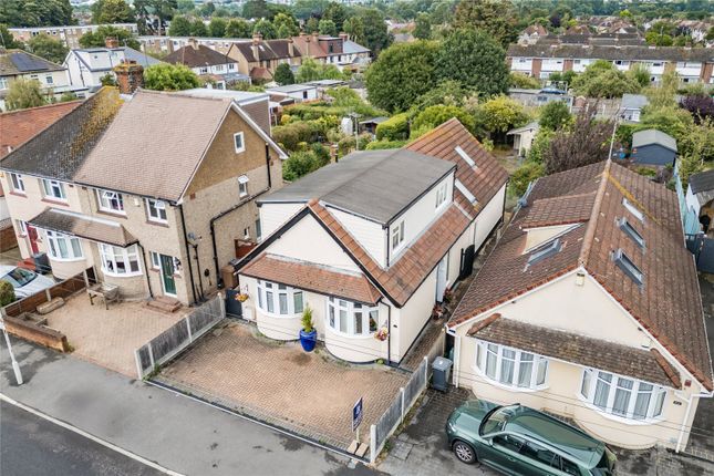 Sunrise Avenue, Chelmsford, Essex, CM1 5 bed detached house for sale