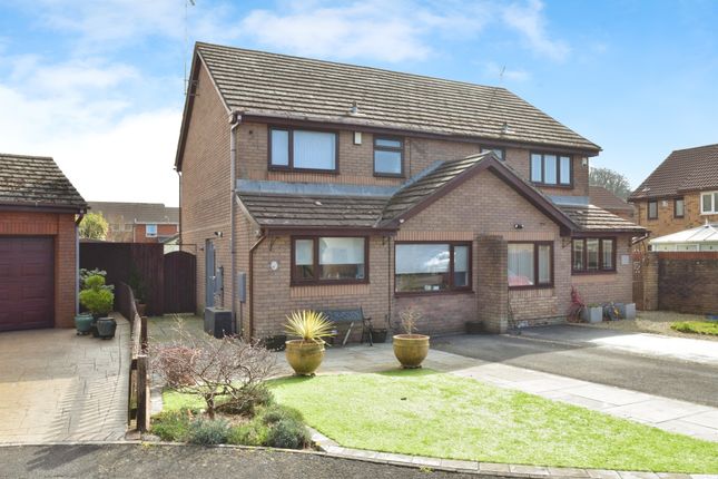 3 bed semi-detached house
