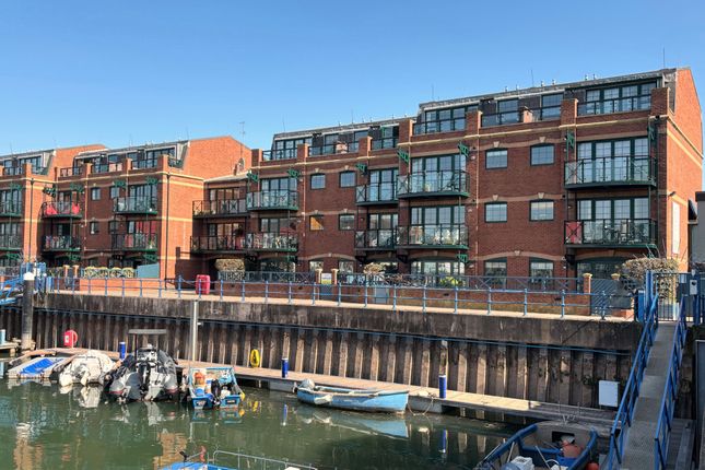 Victoria Road, Exmouth EX8 2 bed ground floor flat for sale