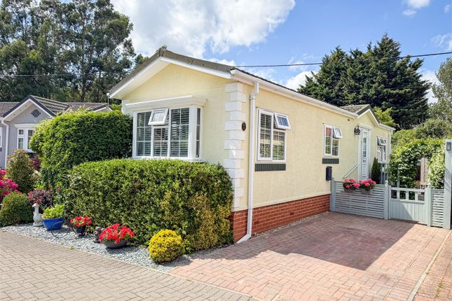 2 bedroom park home for sale