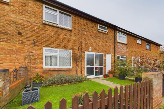 Windrush Court, Aylesbury HP21 3 bed terraced house for sale