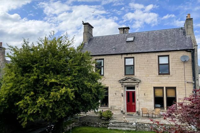 5 bedroom town house for sale