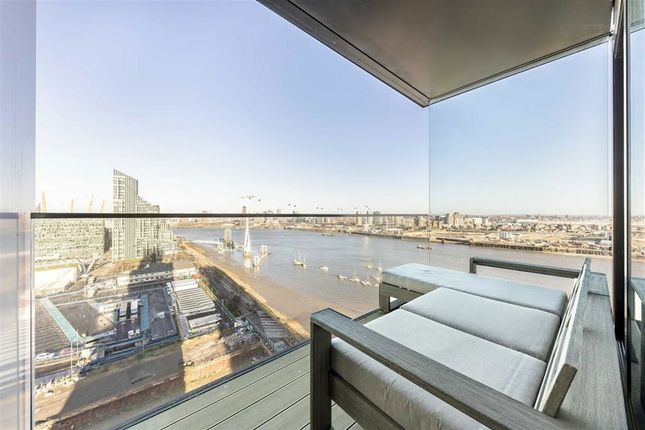 Tidemill Square, London SE10 2 bed flat for sale