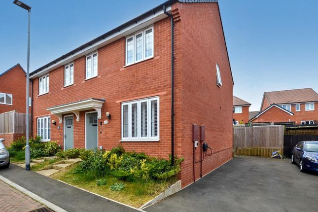 3 bedroom semi-detached house for sale