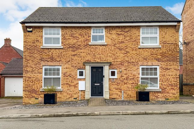 Clarendon Close, Corby NN18 4 bed detached house for sale